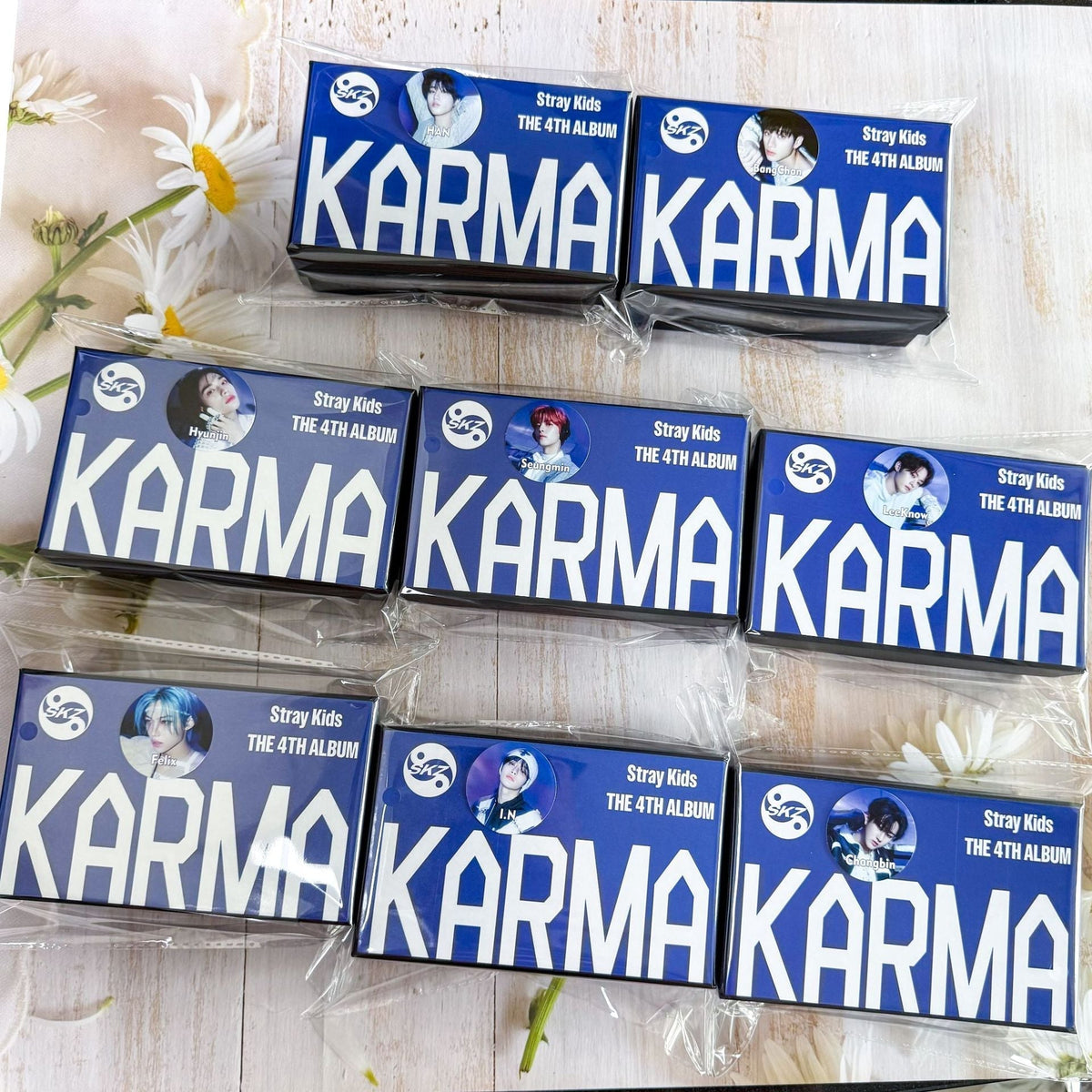 STRAY KIDS KARMA GIFT BOX - ALL MEMBERS