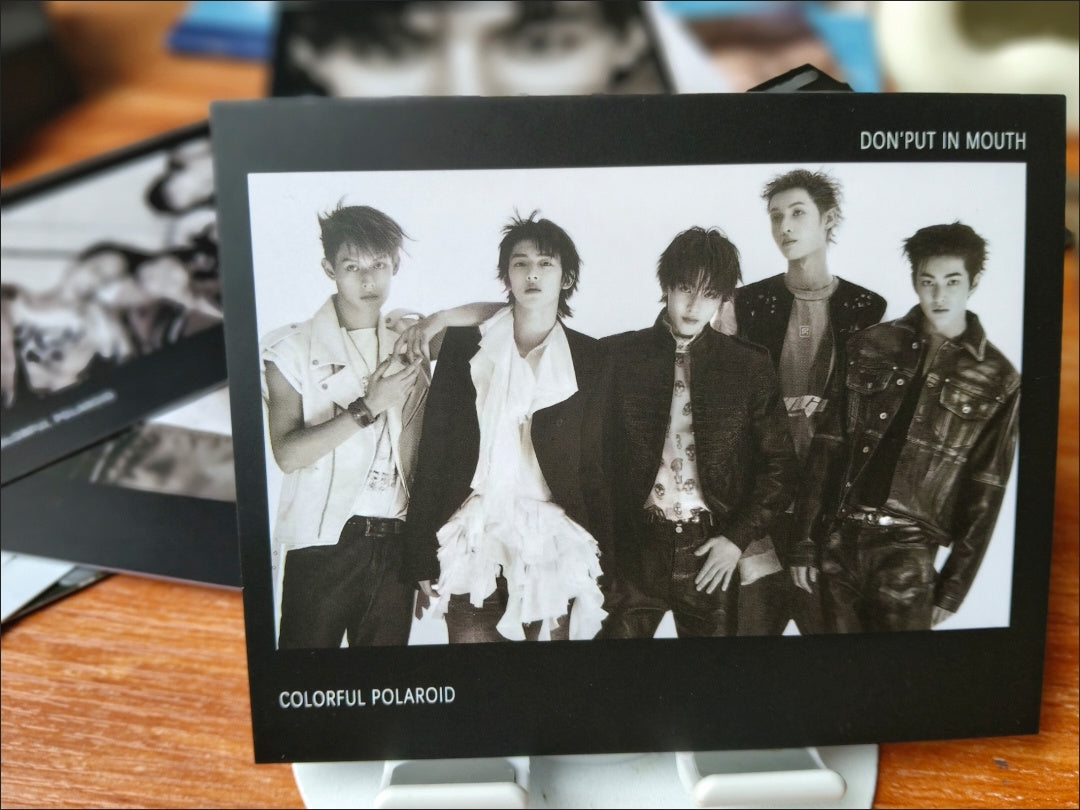 CORTIS POLAROID PHOTO CARDS SET(7 Pieces)